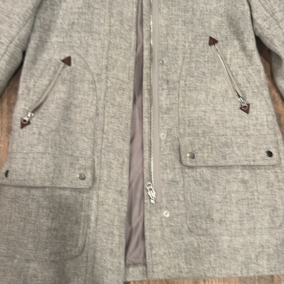 J. Crew Woman’s Italian Wool Gray Jacket Size 0 - Picture 2 of 7